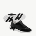 Bouncing Sneaker